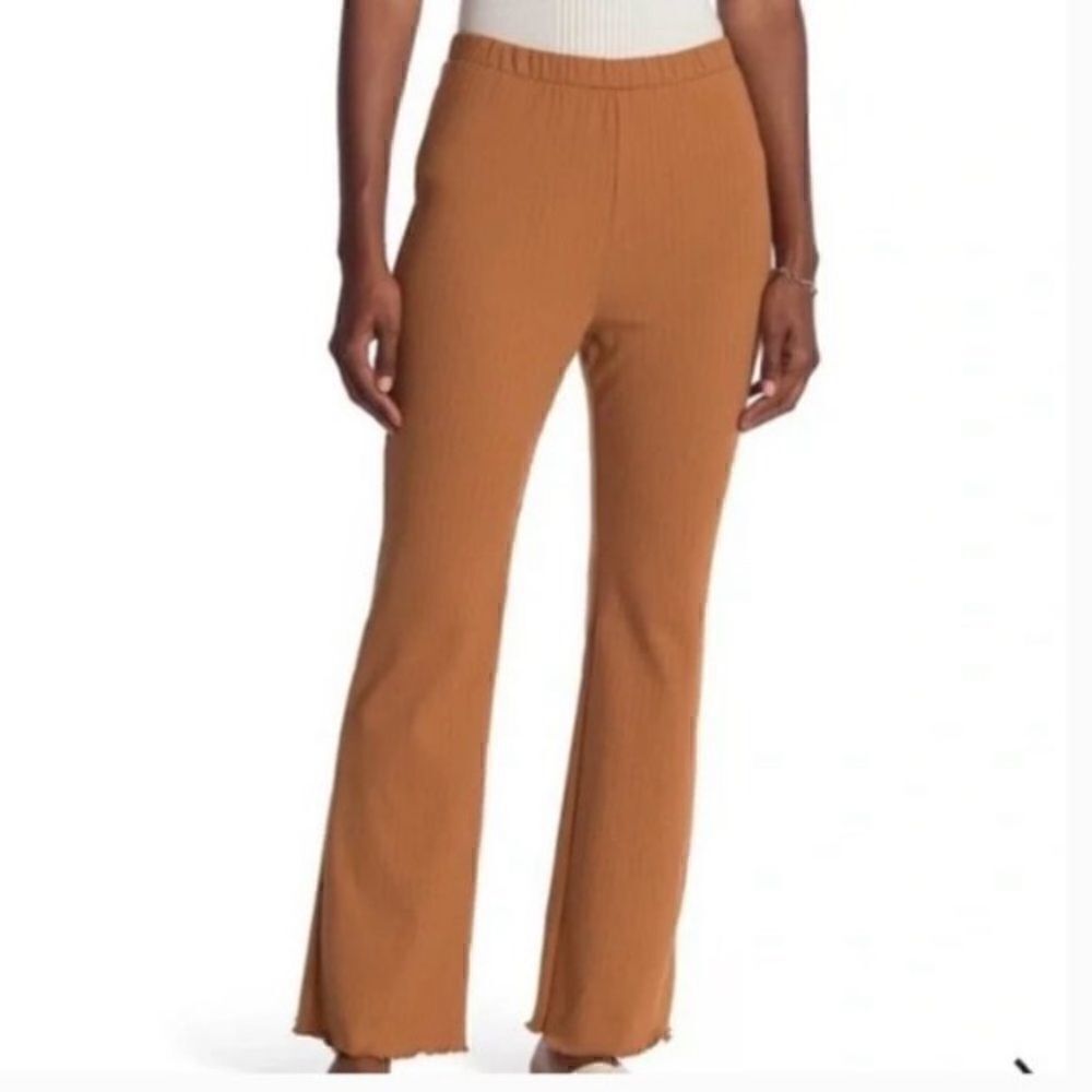 Abound flare leggings in Tandale, medium NWT